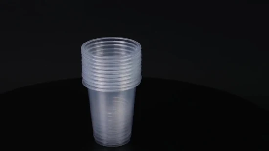 찬 음료를 위한 주문 로고 색깔을 가진 도매 처분할 수 있는 PP 플라스틱 온수 컵